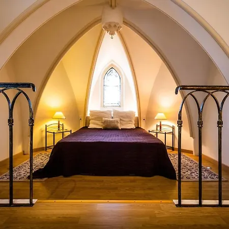 شقة 66c2 Unique For 6 In A Castle With Pool بيربينيو